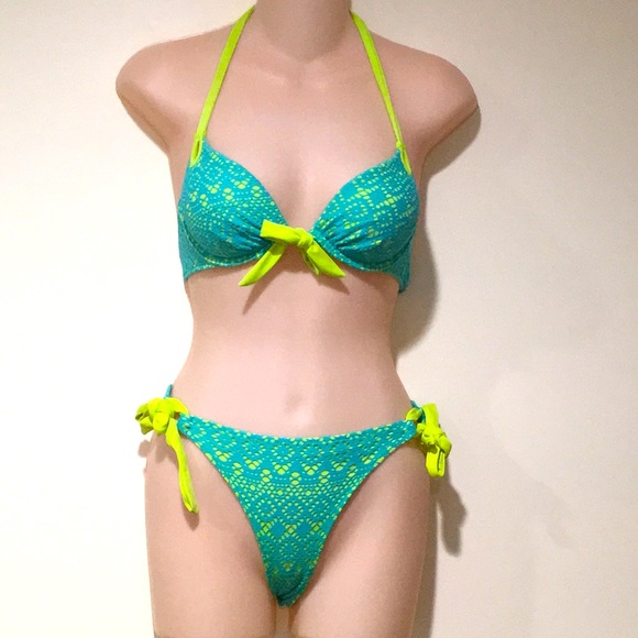 Victoria's Secret Other - Vintage push up bikini Victoria’s Secret Small 34A